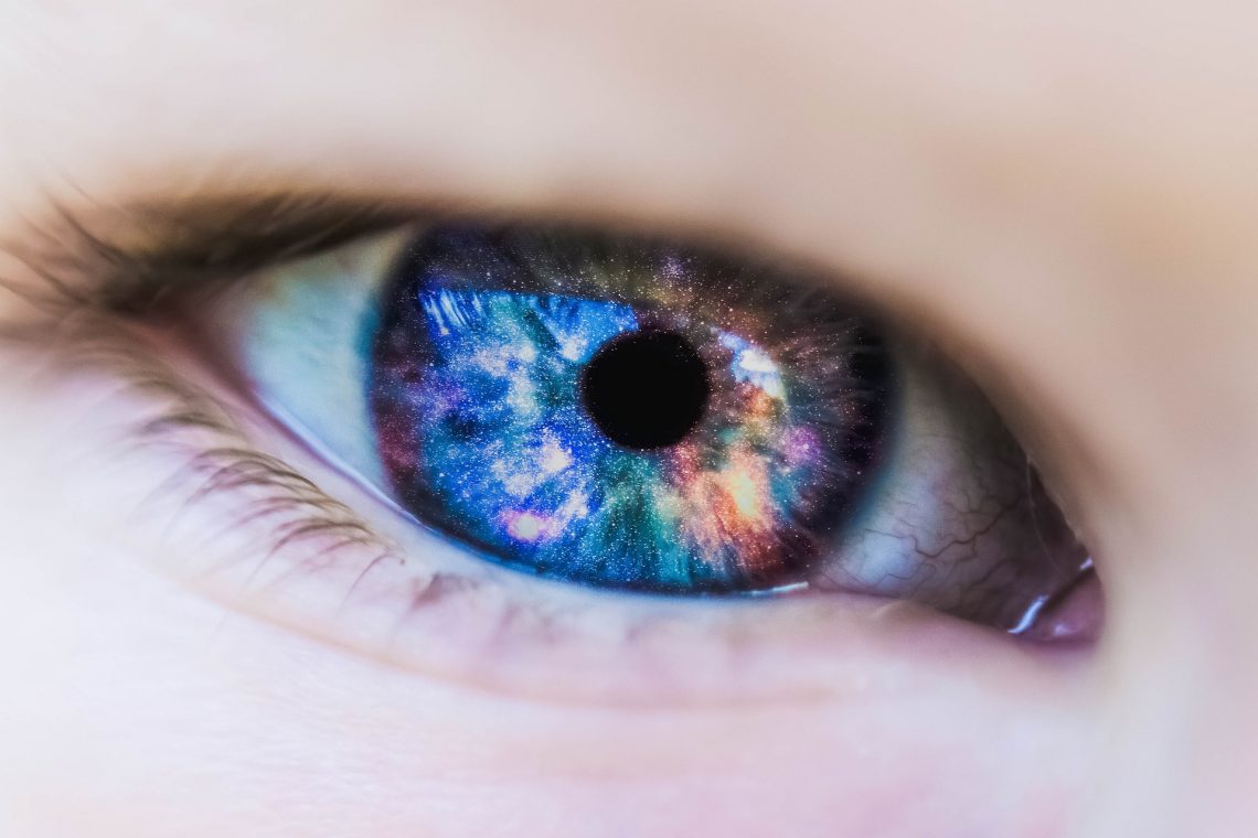 https://lenstownus.com/collections/colro-contacts-for-astigmatism
